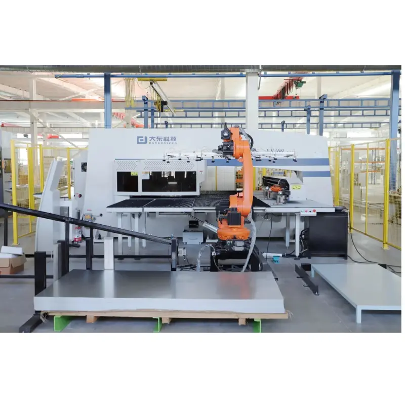 Work with Robot Machine Tool for Sheet Metal Forming, CNC Turret Punch Press for the Facade of the Building Metal Cover with Smooth Face.