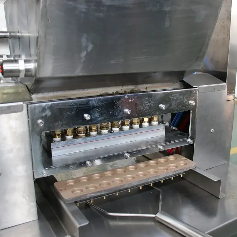 Small Automatic Candy Gummy Depositing Machine
