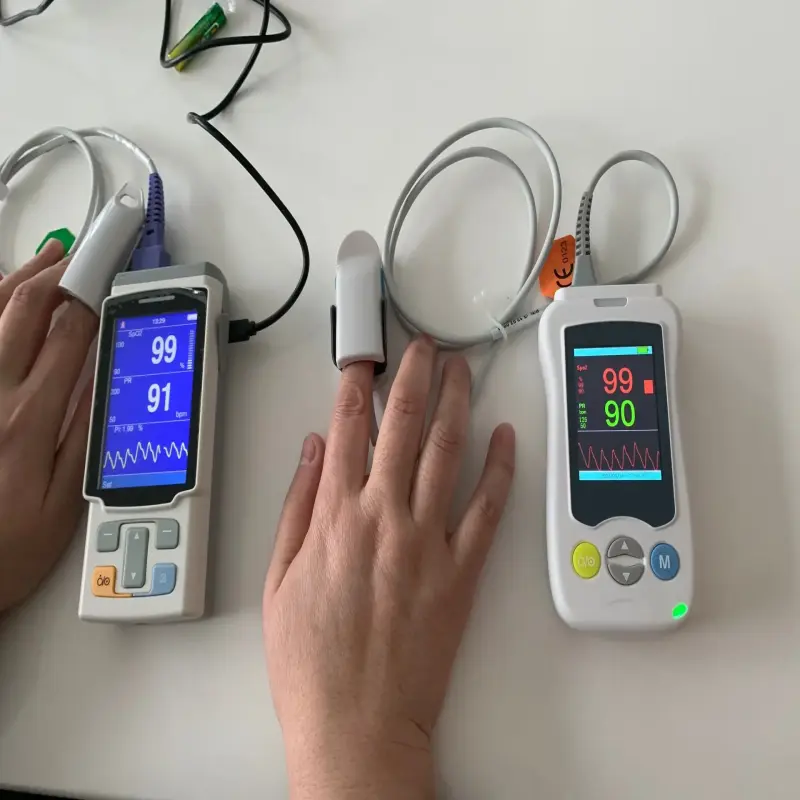 Best selling pulse oximeter high accuracy table top SPO2 oximeters