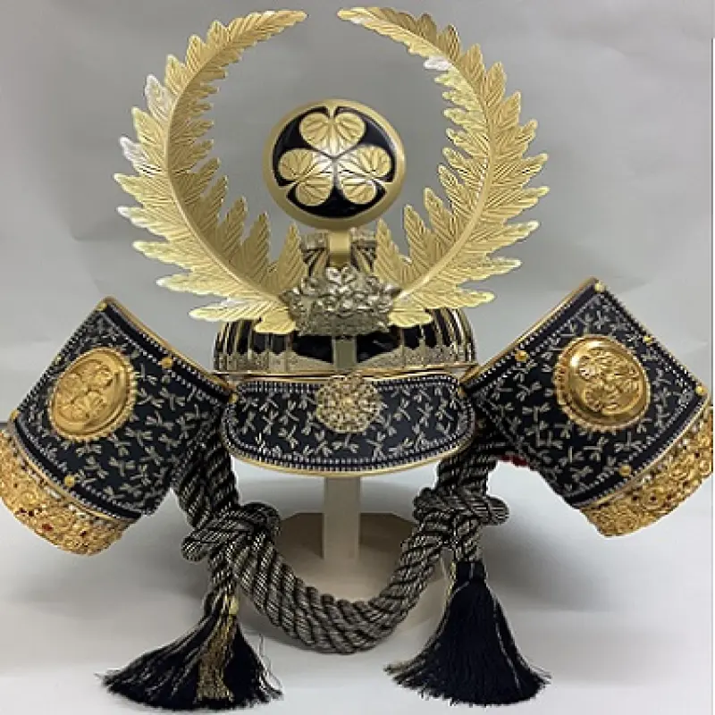 Japanese samurai helmet made by Japanese tradition looking for distributor in United States kendo