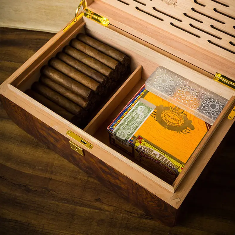 Rubinsky cigar box pear tree durian piano paint baking cedar household cigar moisturizing box