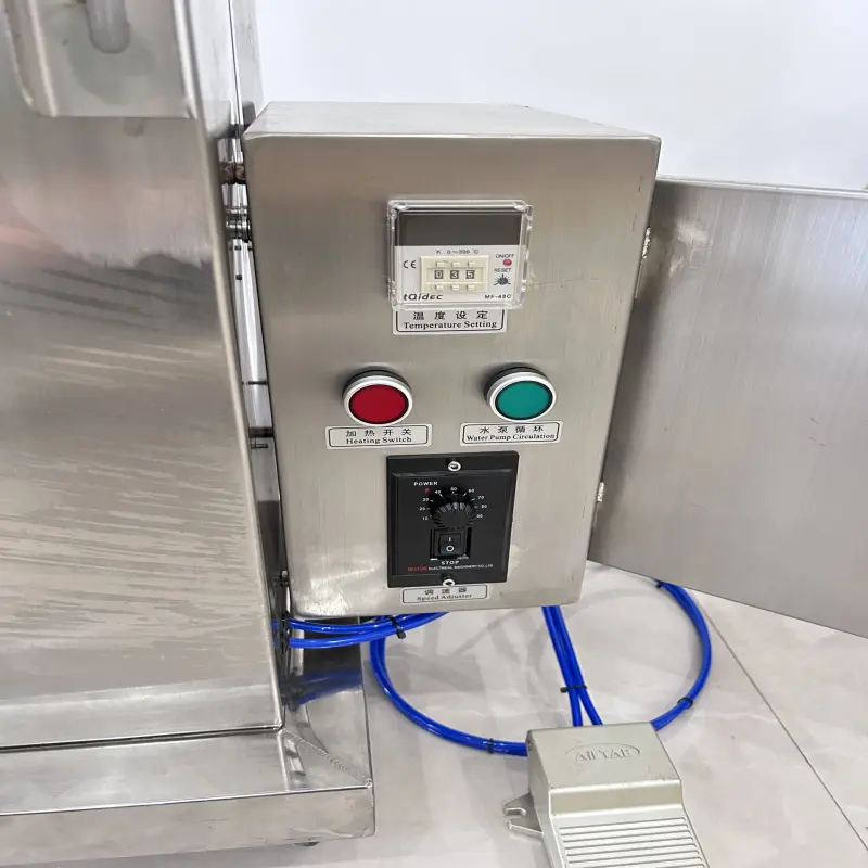 COSMATI Semi Automatic Filling Machine For Liquid Mini Wax Products