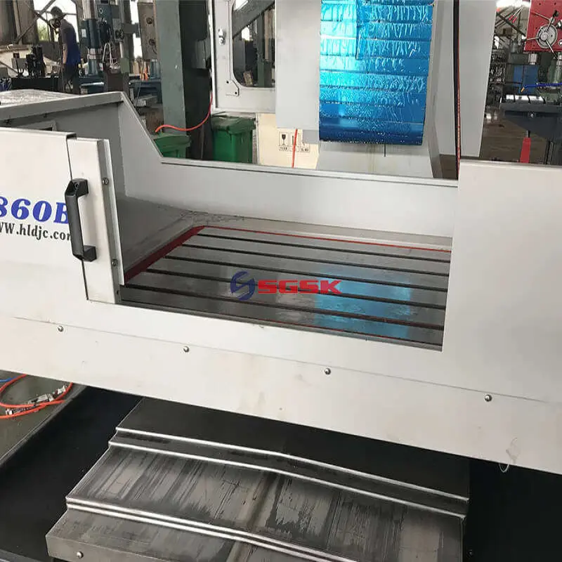 Milling Drilling Machine ZXK860B Economic CNC Drilling And Milling Machine