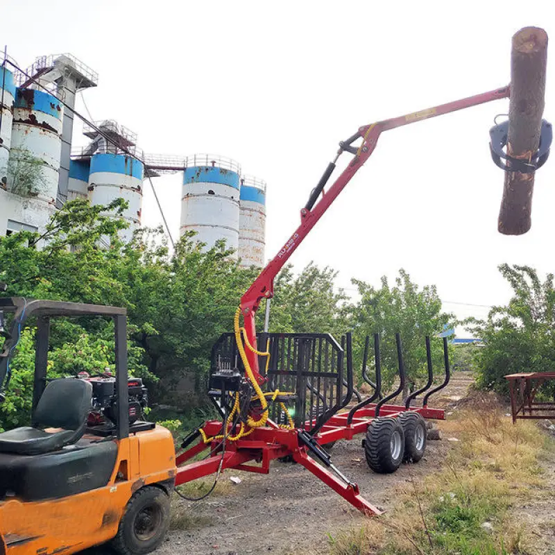 Log Crane With Hydraulic Pump And Engine Motor In Forestry Machine