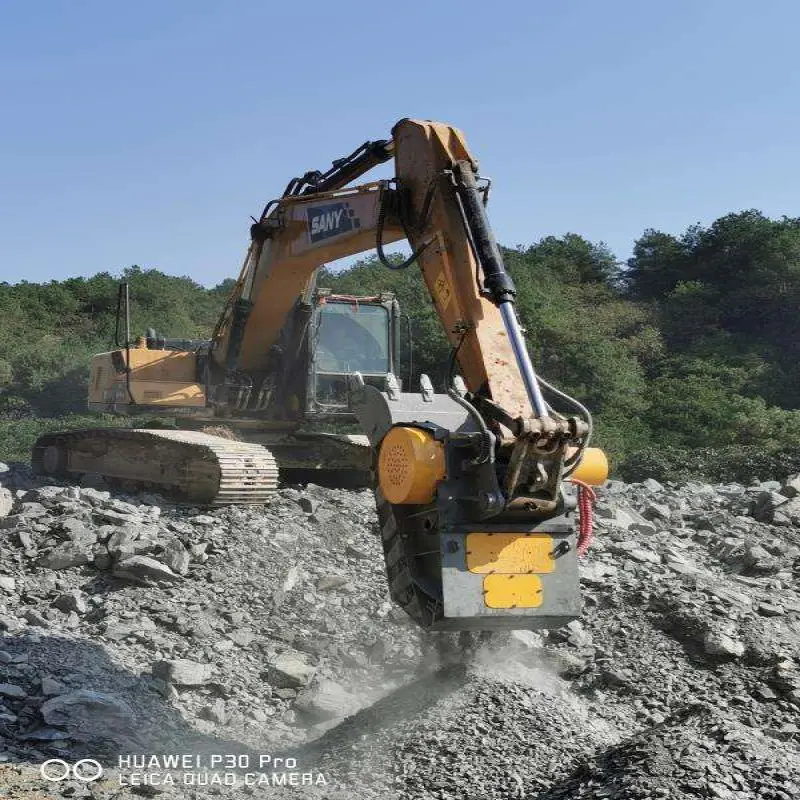 Excavator Attachments Excavator Bucket  Crusher Bucket