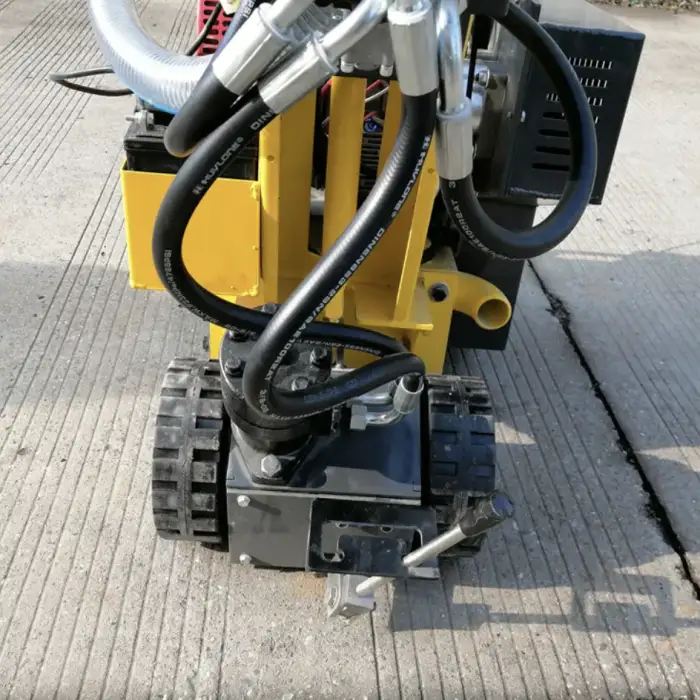 Self-moving Hot melt road paint line removal marking machine