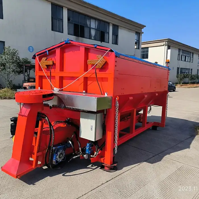 Truck-Mounted 8 Square Snow Melt Agent Spreader Fast Melting Snow for Driveways Road Machinery