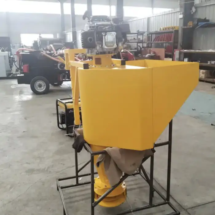 Dry Powder Spreader for Road Surface Snow-melting Agent Salt Sprayer for Winter Road Conditions