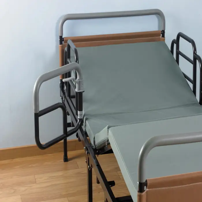 Factory supply Medical Equipment Hospital Nursing Medical Bed 2 Function Manual Home Care Bed for Elderly