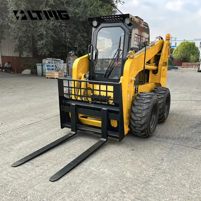Solid Wheels Earth Moving Machine 950kg Diesel Skid Steer Loader with Drum ice machine Attachment Optional