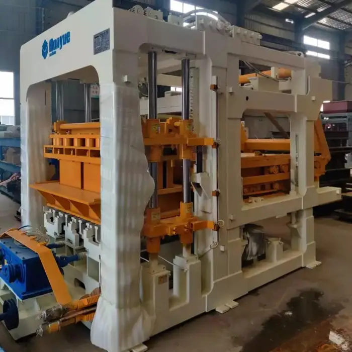 QT18-15 Automatic Block Machine Line