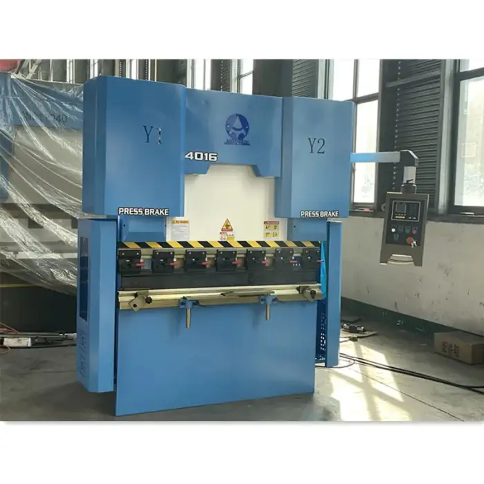 Aoxuan small  40T1600 cnc nc  hydraulic bending press brake machine for folding metal steel