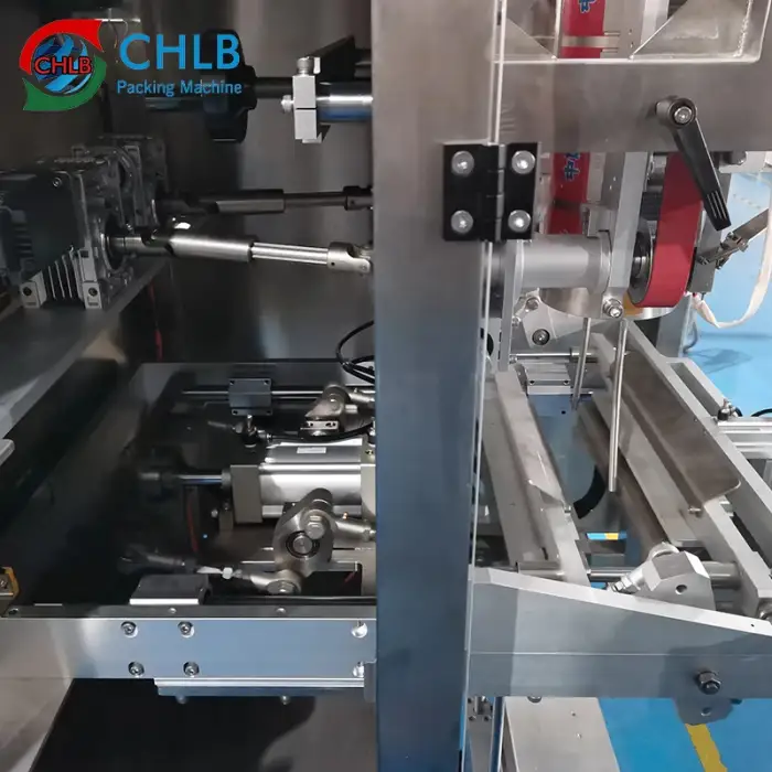 Automatic vertical roll film granule Nuts granule food packing machine