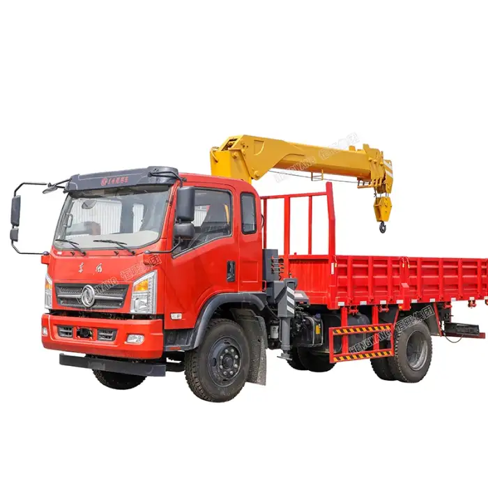 6 ton small crane truck with cargo box