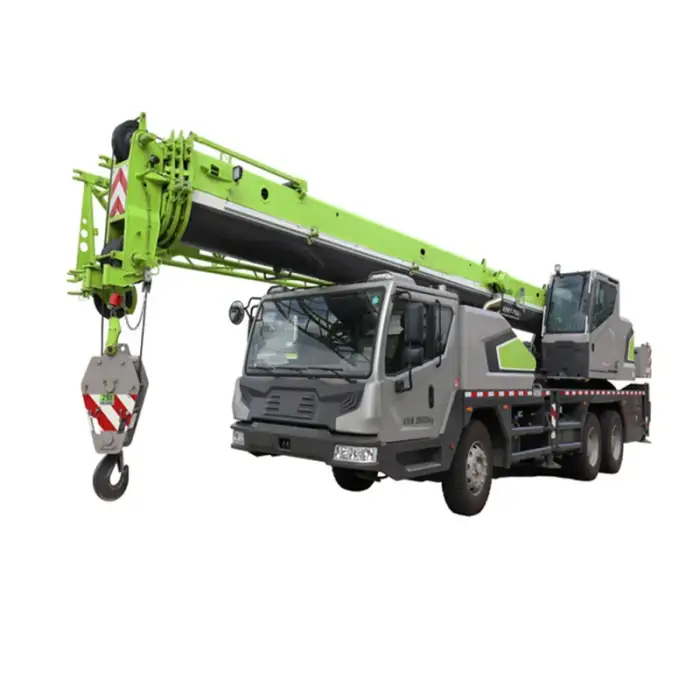 Zoomlion 30 Ton Four-boom Mobile Crane Truck crane ZTC300V462