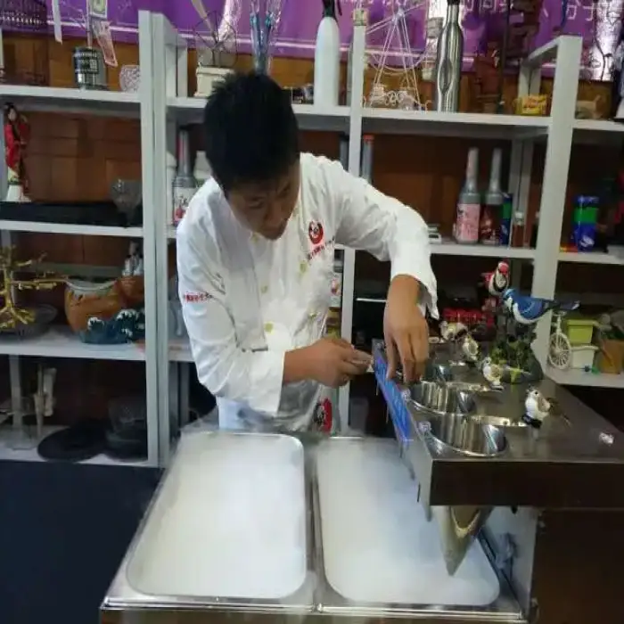 Gummy Candy Production Machine Lab popping Forming Machine mini Bear Candy Machine