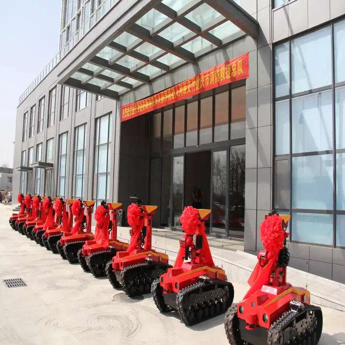 RXR-M40D-880T remote control  fire fighting robot rubber track tank fire extinguishing robot