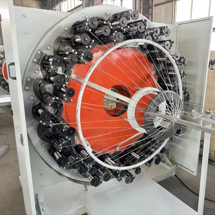 Horizontal stainless steel wire braiding machine