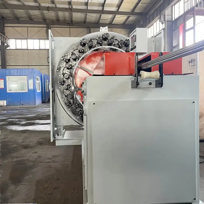 Horizontal stainless steel wire braiding machine