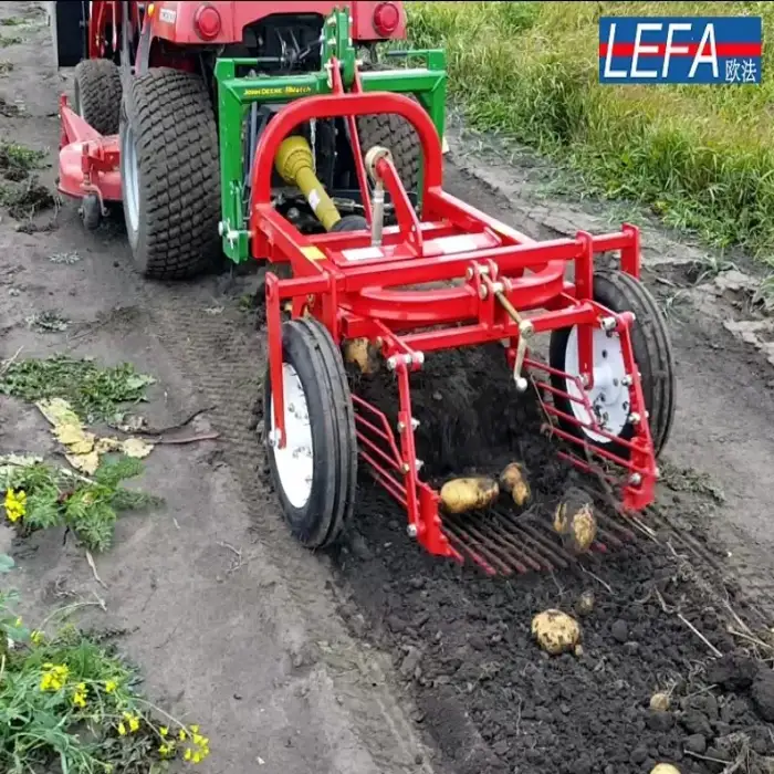 Farm Machinery Small 1 row Tractor Potato Digger for sale