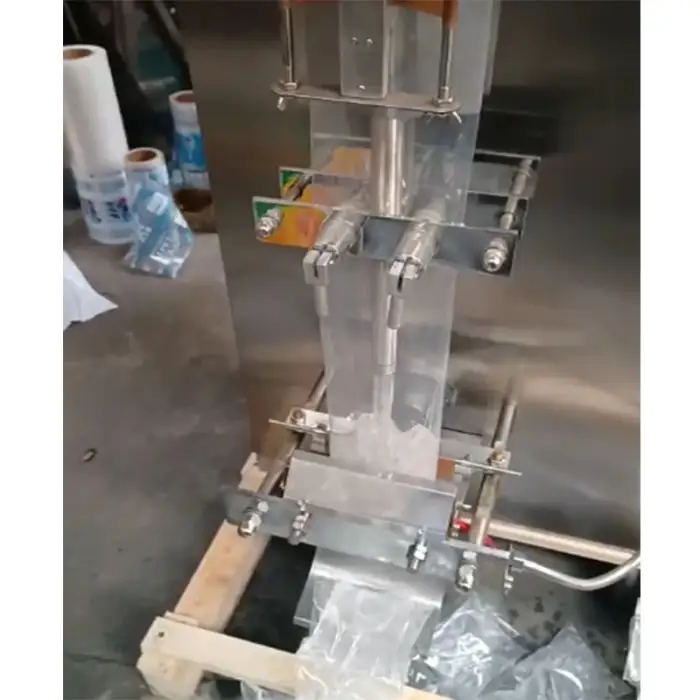 Automatic Plastic Bag Drinking Pure Sachet Water Filling Making Packaging Machine