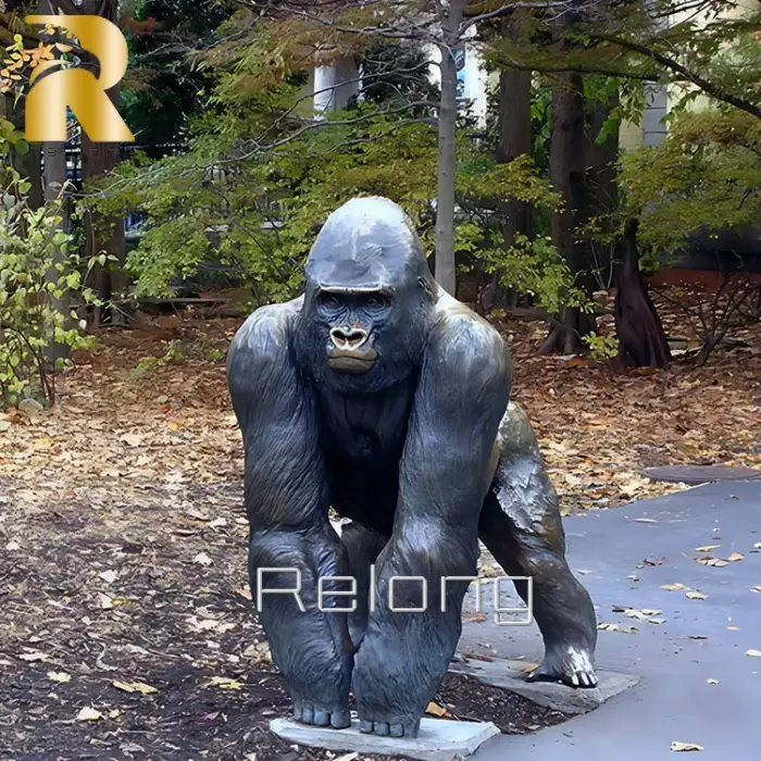 Outdoor Decoration Giant Metal Animal Casting Brass Bronze Gorilla Statue Sculpture