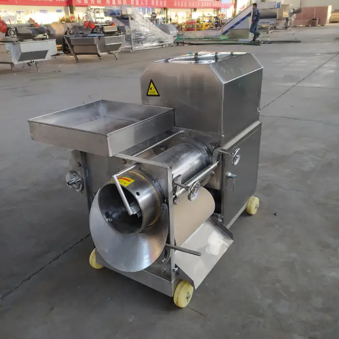 LONKIA Fish Meat Bone Separator , Fish Bone Removing Separating Machine For Fish Processing