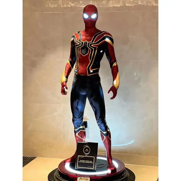 Handicrafts Life Size Spiderman Theme Park Decorative Resin Art Gift Superman Cartoon Sculpture Fiberglass Spiderman Statue