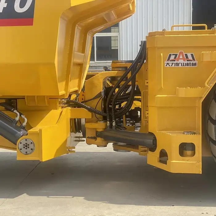 Incredibly durable fully customizable mining machinery UK-40 low profile mining truck