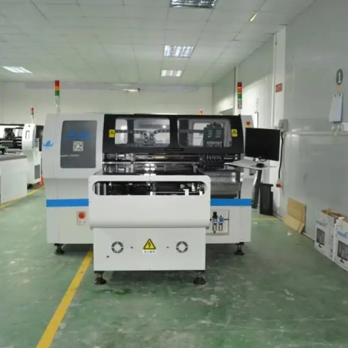 Automatic soldering robot,SMT pick and place led production line