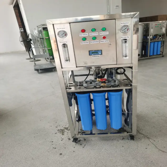 Water treatment well water treatment and filtration unit has a sedimentator