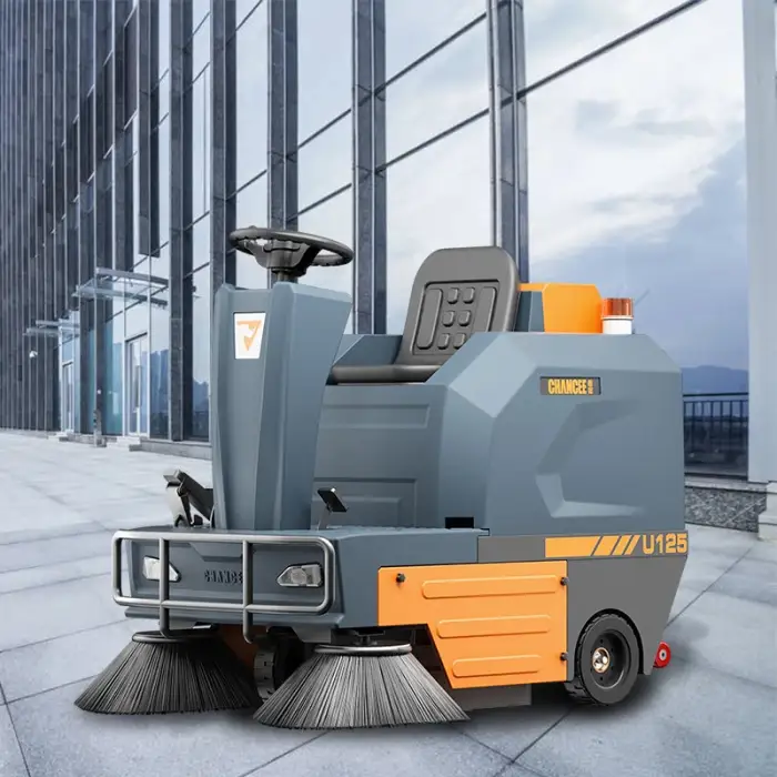 U125 Farm Cleaning Machine Ride On Road Sweeper Electric Floor Sweeper Machine