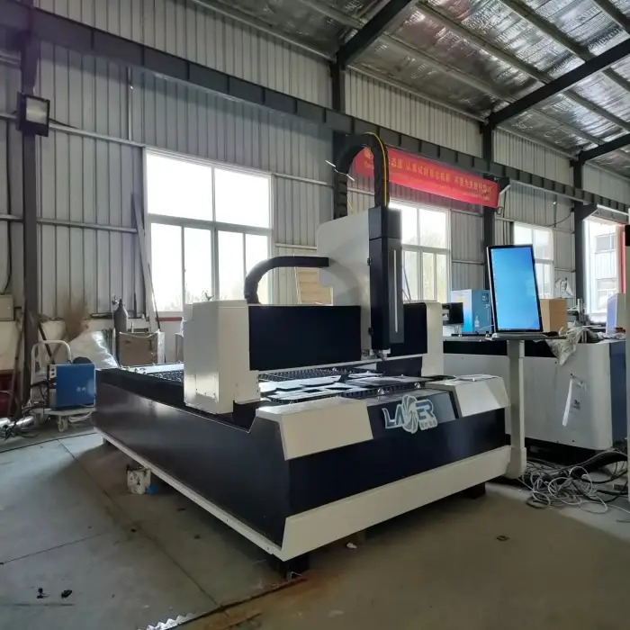 Cnc Laser Cutting Machine 3000*1500 Laser Cutter 1kw 1.5kw 2kw 3kw 4kw 6kw Fiber Laser Cutting Machine For Metal