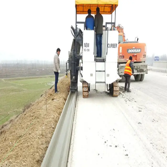 5M road drainage ditches paving Fully automatic Cement concrete slipform paver machines curb kerb machine