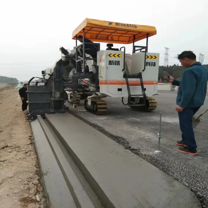 5M road drainage ditches paving Fully automatic Cement concrete slipform paver machines curb kerb machine