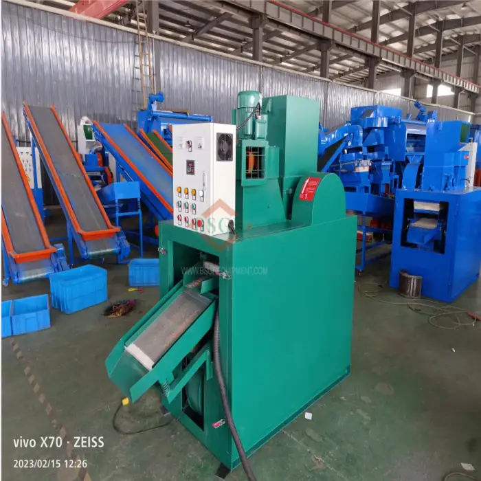 Automatic Copper Cable Recycling Mini 40-60kg per hr Wire Granulator Machine for separate copper and plastic