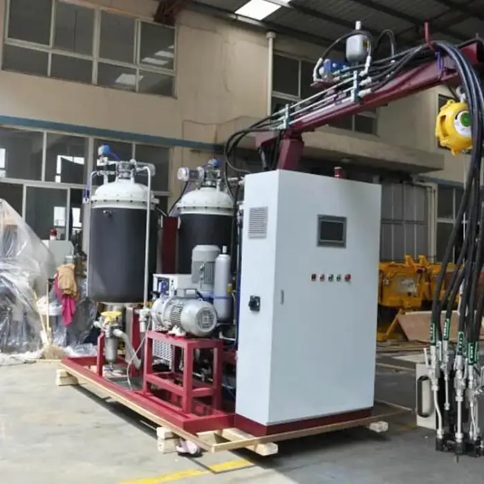 Full Automatic Polyurethane PU Foam Injection Foam Wall Panel Spraying Machine