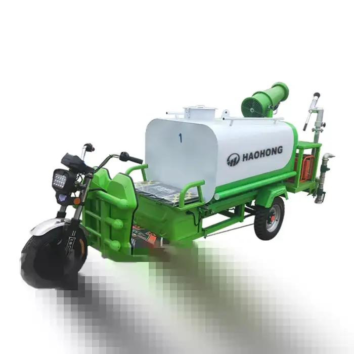 The famous and power Water Spraying Tank Cart Environmental protection multi-functional small sprinkler