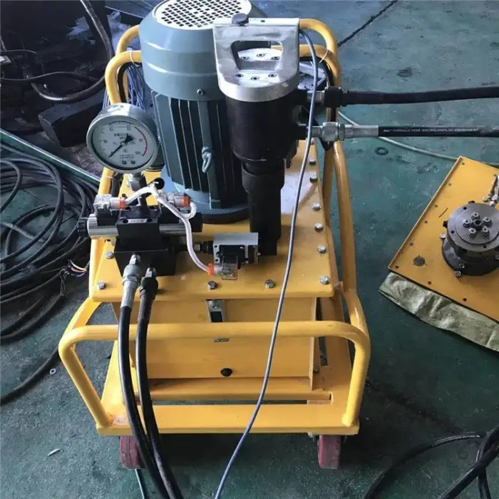 Portable Removable Fastening Hydraulic Ring Slot Rivet Machine