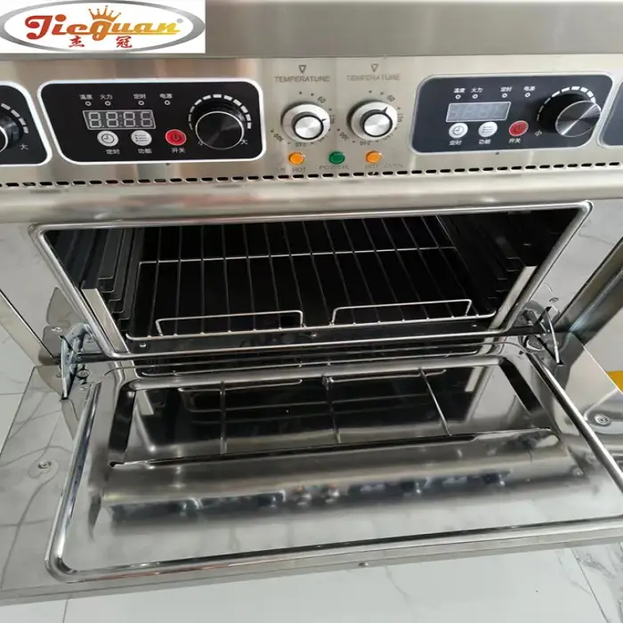 Freestanding 4 burner Induction cooker with oven functional commercial cookware