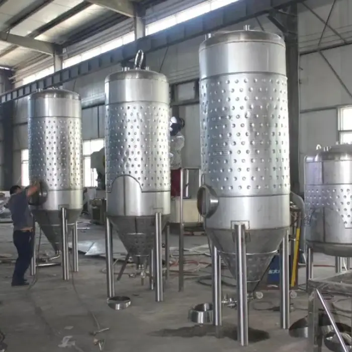 Beverage wine fermentation tanks stainless steel wine fermenting equipment