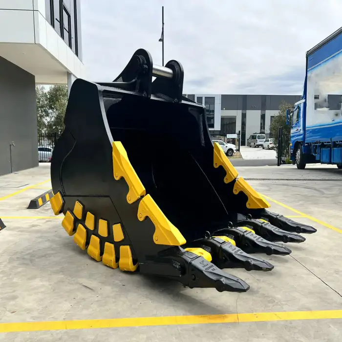 Customized Excavator Dedicated Bucket Rock