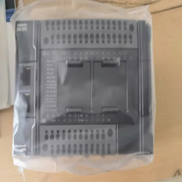 Original NX1P Machine Automation Controller PLC NX1P21140DT1 NX1P2-1140DT1