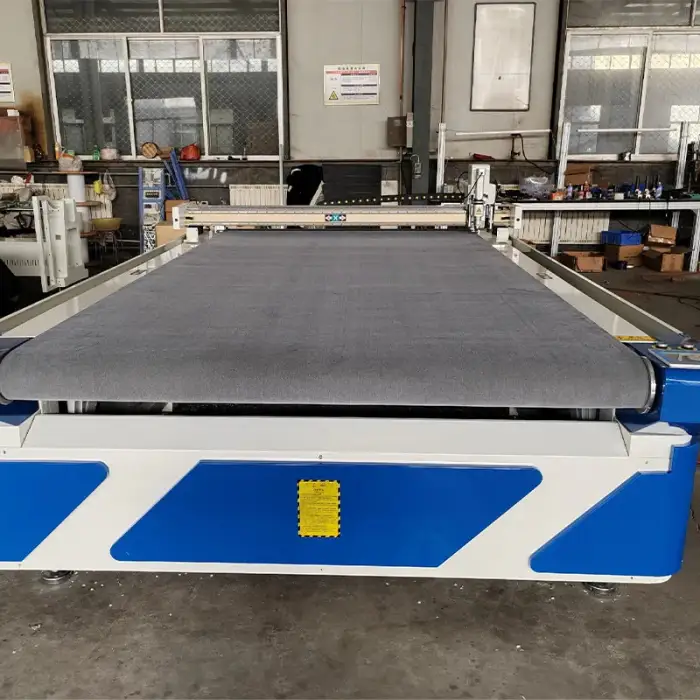 Garment computer single layer cutting machine for Garment, luggage, shoes, furniture, advertising and other template cutting