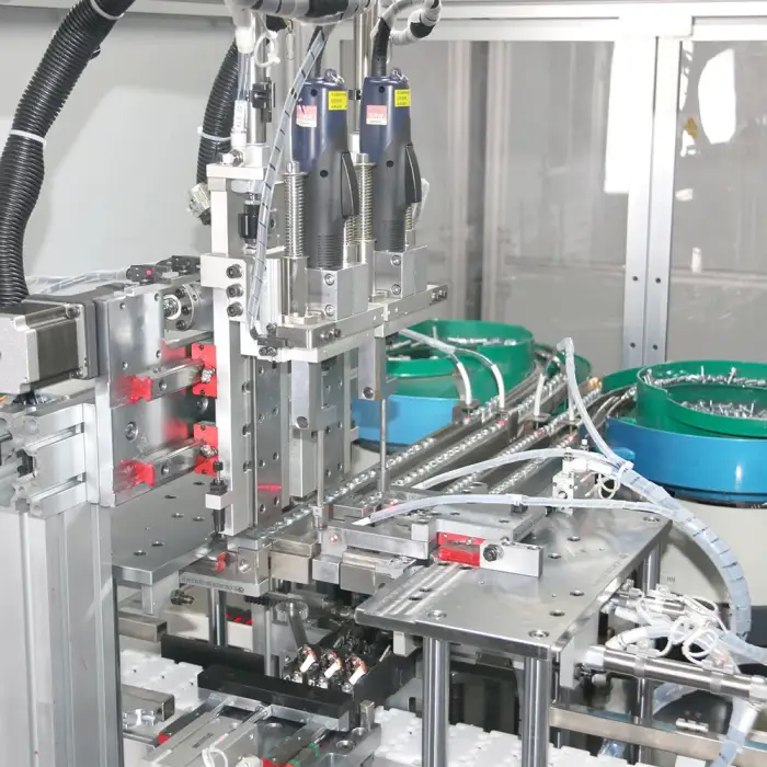 Low-voltage magnetron switch automated assembly and testing flexible production line