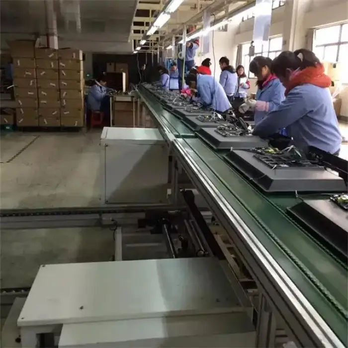 Automatic TV And Mobile Phone Production Assembly Line With Electric Motor