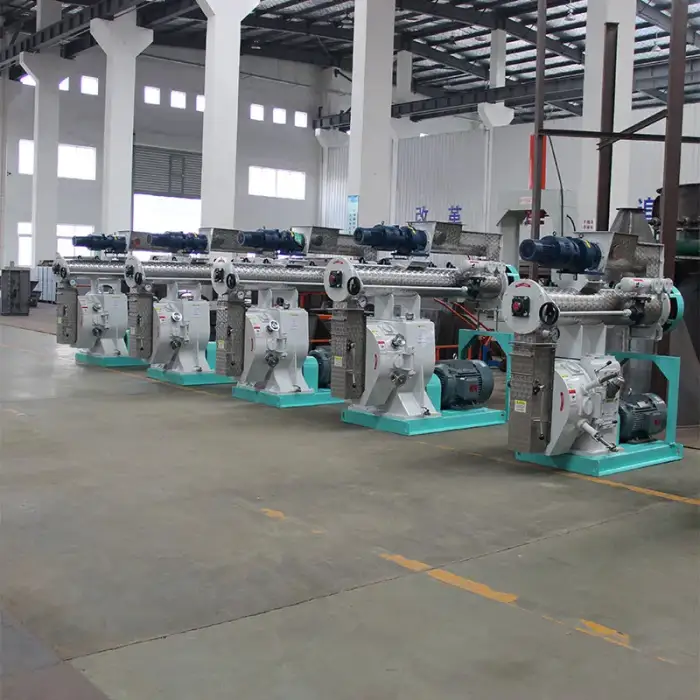 YUDA Poultry Farming Feed Pellet Production Line Equipment Core Bearing Poultry Feed Equipment