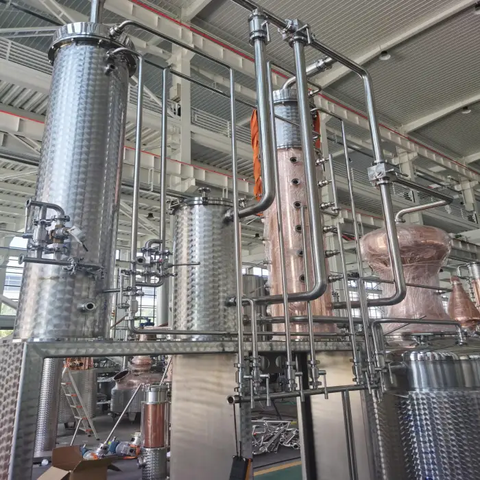 Distillation Column Industrial Distilling Equipment Alcohol Production Line For Rum Whiskey Gin