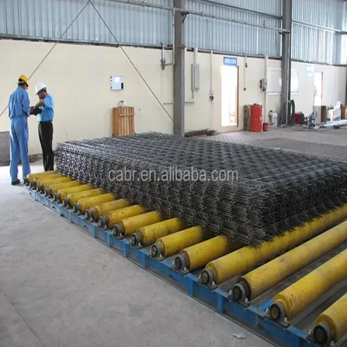 Automatic reinforcement steel mesh welding machine, coil wire mesh making line