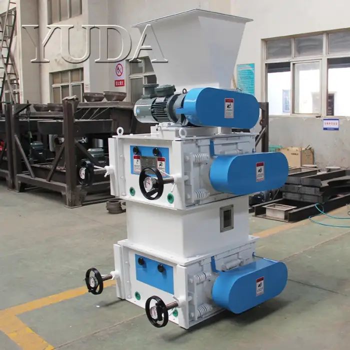 Crusher For Poultry Feed Standard Double Roller Crusher Milling Machine